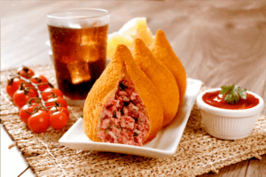 Coxinha de Massa de Mandioca