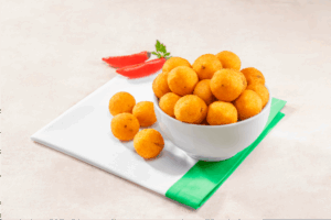 Mini Bolinho Aipim com Carne Seca
